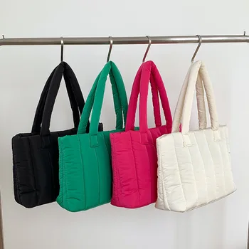 Дамски чанта през рамо с тъканната подплата 2024, зимните модни дизайнерски чанти Soft Тенденции, дамски чанти-тоут и портмонета
